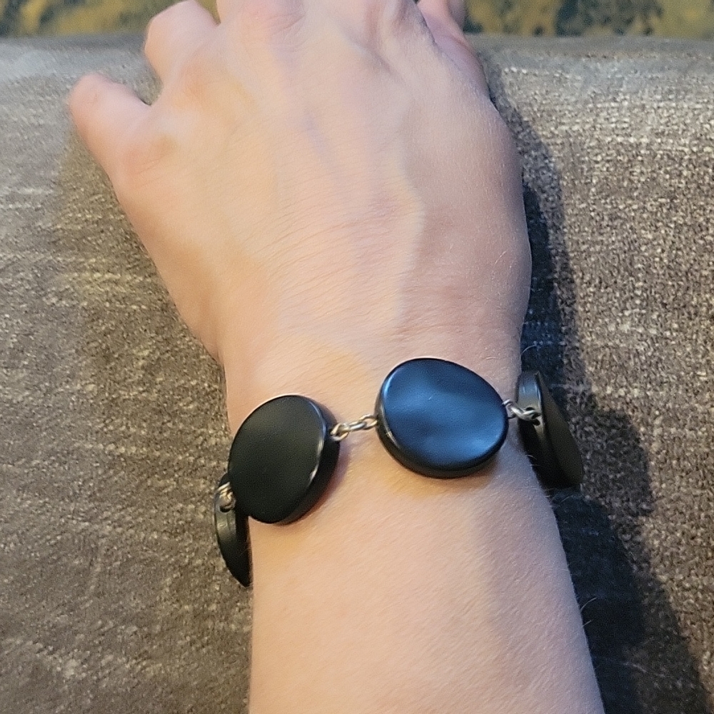 5 For 25.00 Wood Disc Beautiful Bracelet,euc